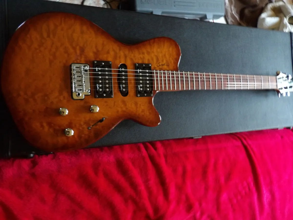 Godin Solidac Hibrid Piezo 2005. Elektromos gitár