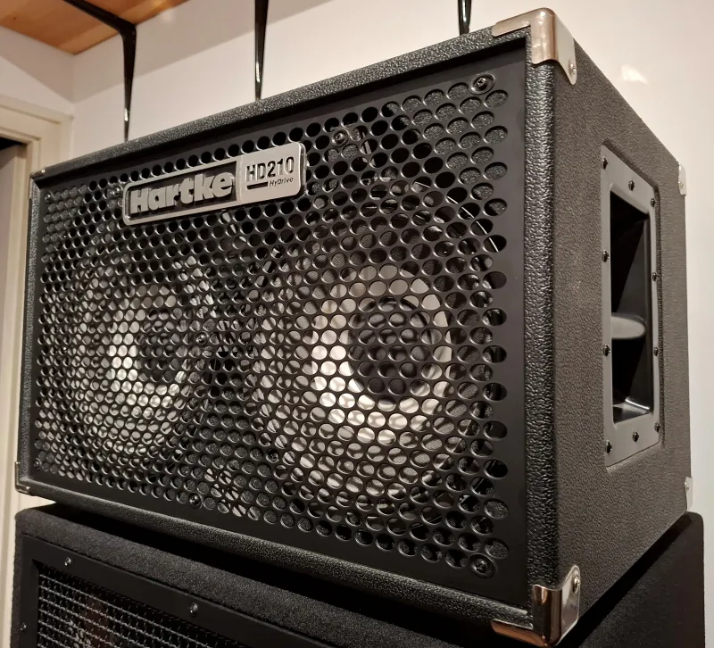 Hartke Hartke HyDrive HD210 Basszusgitár hangláda