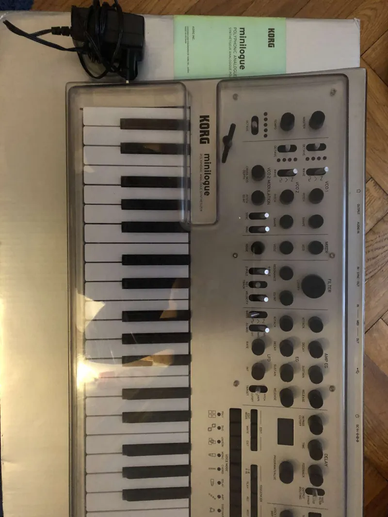 Korg Minilogue Analog-Synthesizer