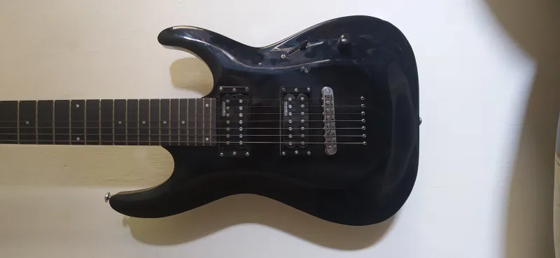 LTD MH17 Guitarra eléctrica de 7 cuerdas