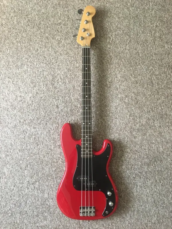 No name Precision típusú Bass guitar