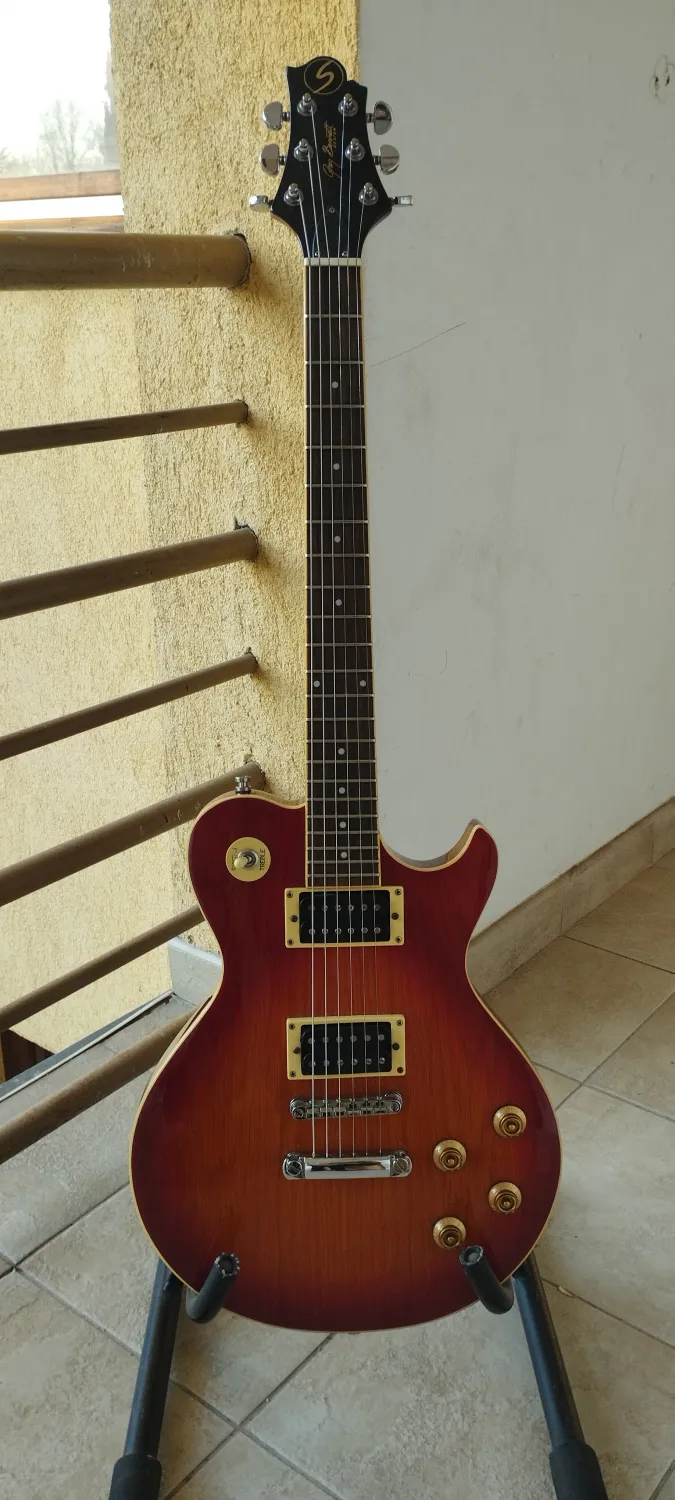 AV2 Guitarra eléctrica