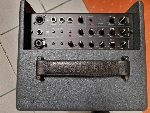 Schertler Akusztikus kombó Amplificador de guitarra acústica