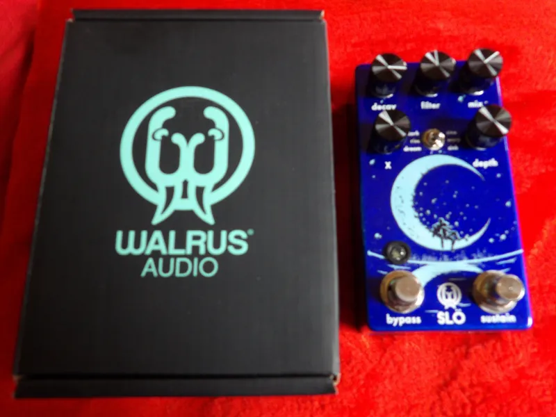 Walrus Audio Slö Multi Texture Reverb pedál