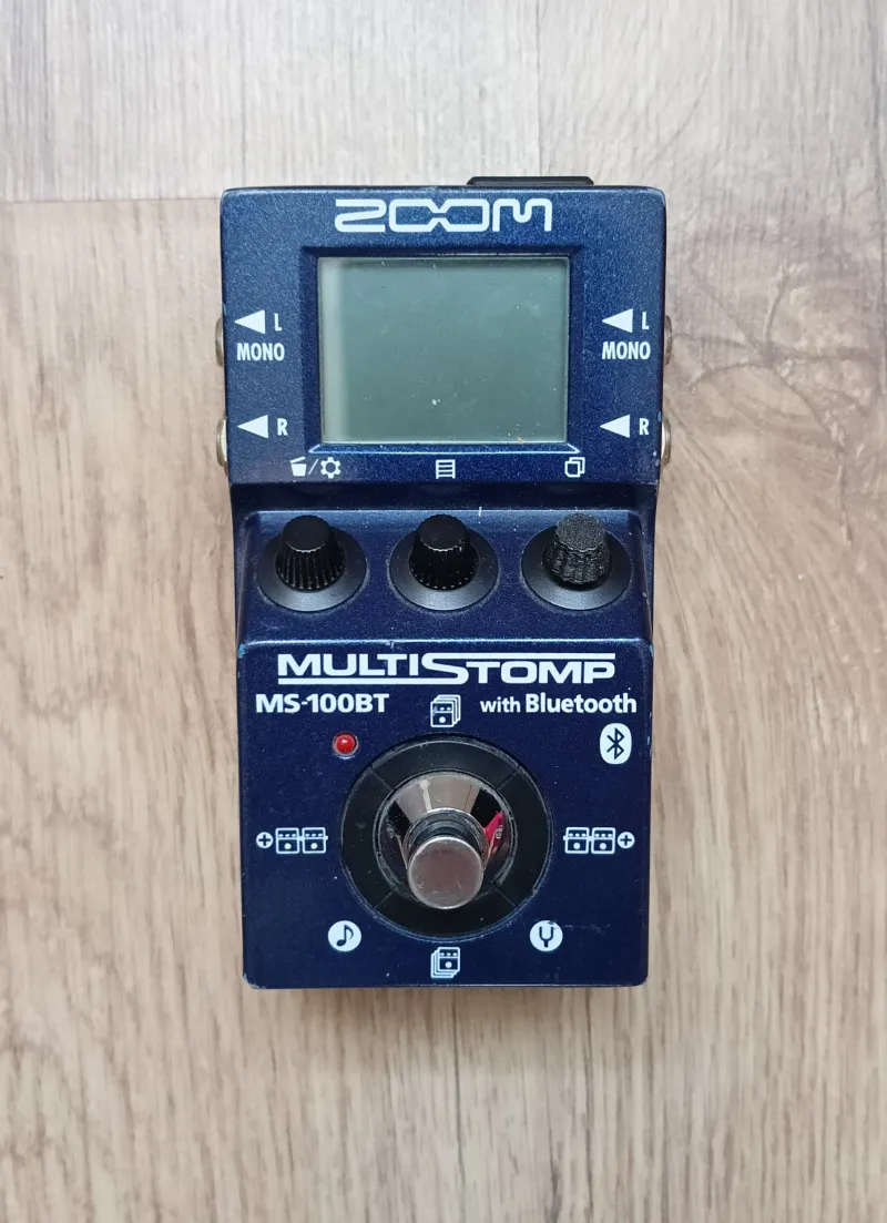 Zoom MS-100 BT Multieffekt