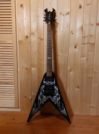 B.C. Rich KKV tribal limited edition Elektromos gitár - BaloghMárton Koppány [Ma, 03:41]