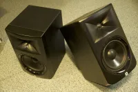JBL LSR 308LSR 310 Stúdióhangfal [2024.11.05. 12:53]