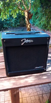 Johnson Blue Line 30R Combo de guitarra [November 11, 2024, 3:25 pm]