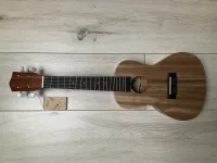 - KAI KCI-20 Ukulele - MusicMall [Ma, 12:08]