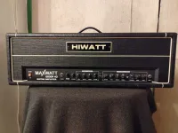 Hiwatt Maxwatt G200R