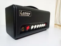 Laney Supertop 15 + Celestion láda