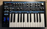 NOVATION Bass Station II