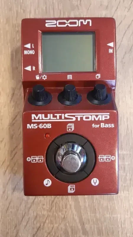 Zoom MS-60B MultiStomp basszusgitár Multieffekt