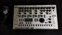 - Quasimidi Rave-O-Lution 309 Synthesizer - vendeleme [Today, 4:20 pm]