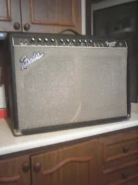 Fender FRONTMAN 212R Combo de guitarra [November 18, 2024, 8:16 am]