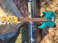 Music Man Luke III HSS Ocean Sparkle