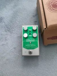 Origin Effects Halcyon green overdrive