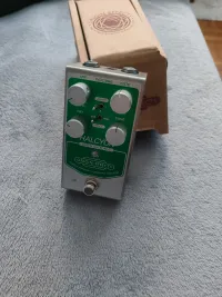 Origin Effects Halcyon green overdrive