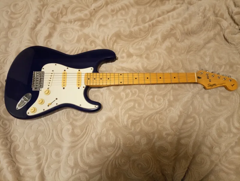 Squier Stratocaster Elektromos gitár