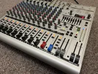 Behringer Ub 1832 fx pro