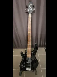 Cort Action Bass Plus