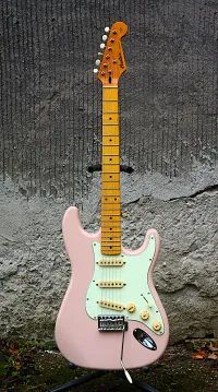 Egyedi készítésű Stratocaster