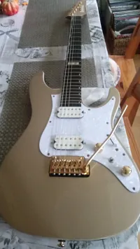 Ibanez AZ KRYS 10