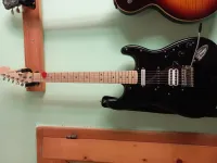 Squier sonic moddolt stratocaster Elektromos gitár - HDávid2 [Ma, 16:10]