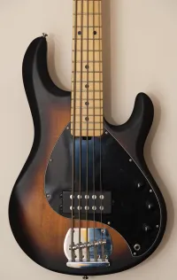 Sterling By Music Man SUB StingRay Ray5 - Vintage Sunburst Bajo de 5 cuerdas - benceujszaszi [March 14, 2025, 9:25 pm]