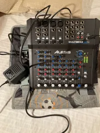 Alesis MultiMix 8 USB FX Miešačka - Norbert Nagy [Today, 5:57 pm]