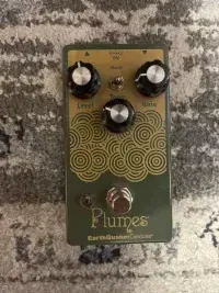 EarthQuaker Devices Plumes Pedál - anxiusa [Ma, 10:54]