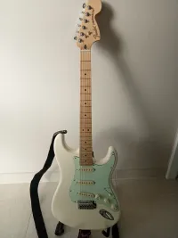 Fender Deluxe Roadhouse Stratocaster