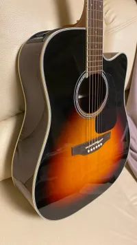 Takamine GD51CE Sunburst Elektro-Akkustik Guitarre [January 25, 2025, 11:22 am]