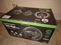 - Thrustmaster TMX Pro Kormányszett