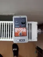 Electro Harmonix Small stone nano phaser Pedál [January 19, 2025, 10:43 am]