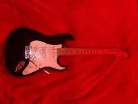 Fender Standard MIM Strat 1996. tokkal