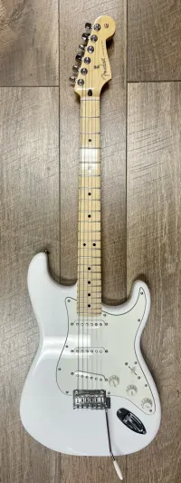 Fender Stratocaster Player Electric guitar - Admirális Generális [Yesterday, 8:27 pm]