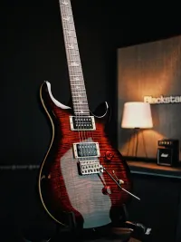 PRS SE Custom 24 Black Gold Burst Electric guitar - Szvirida András [March 10, 2025, 1:36 pm]