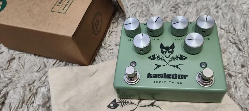 Kasleder Toxic Twins Effekt pedál