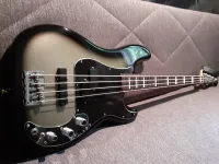 Fender Troy Sanders precision Fender Troy Sanders precision