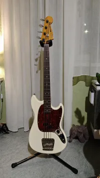 Squier Classic Vibe 60s Mustang Bass OW