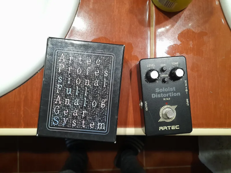 Artec Soloist Distortion SE-SLD Distorsionador