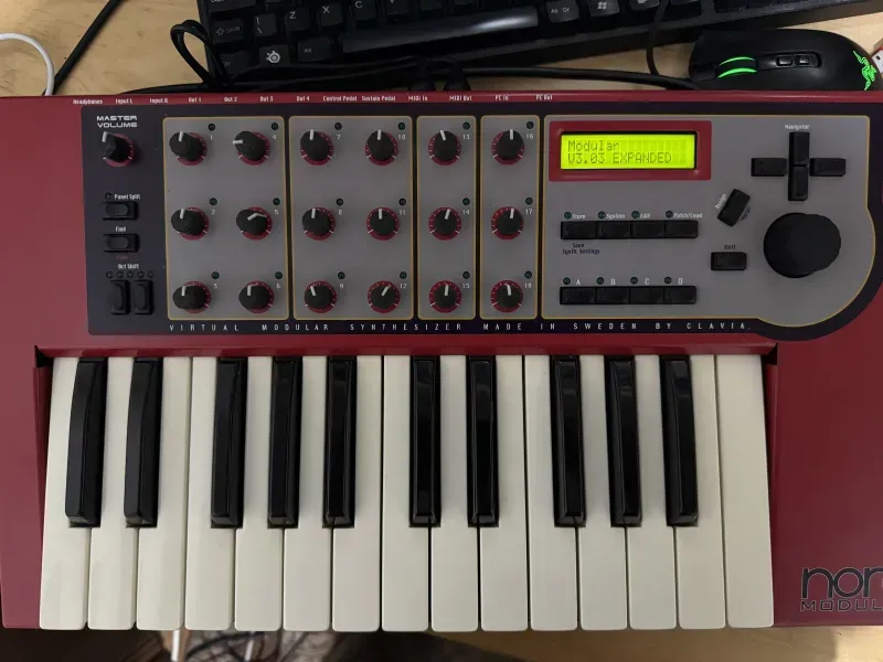 Clavia Nord Modular Expanded Keyboard Syntetizátor