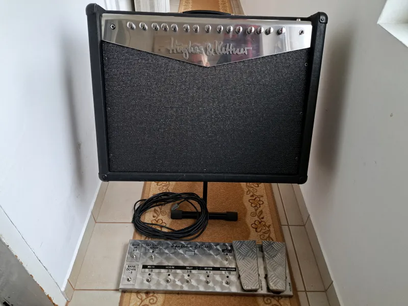 H&K Zentera Guitar combo amp