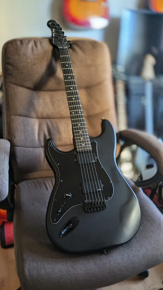 Harley Benton ST-20HH Active LH SBK no Jim Root EMG Balkezes elektromos gitár