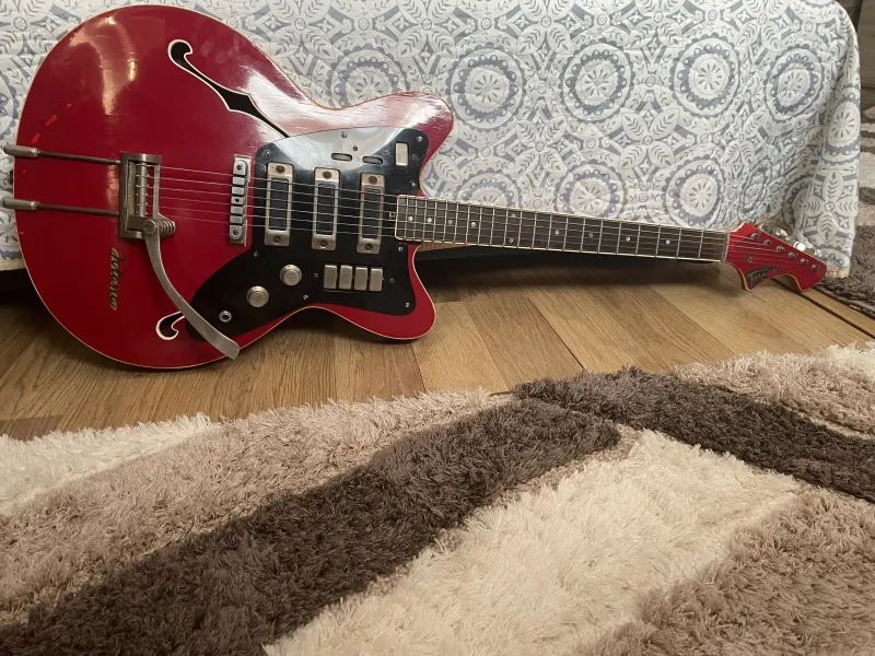 Jolana Tornado Guitarra eléctrica
