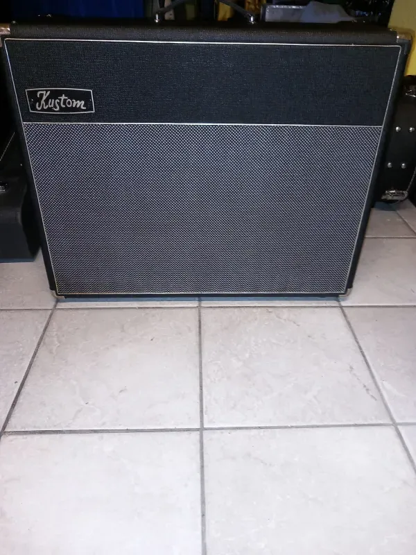 Kustom 212. -200.W.-8.Ohm. Gitarretruhe