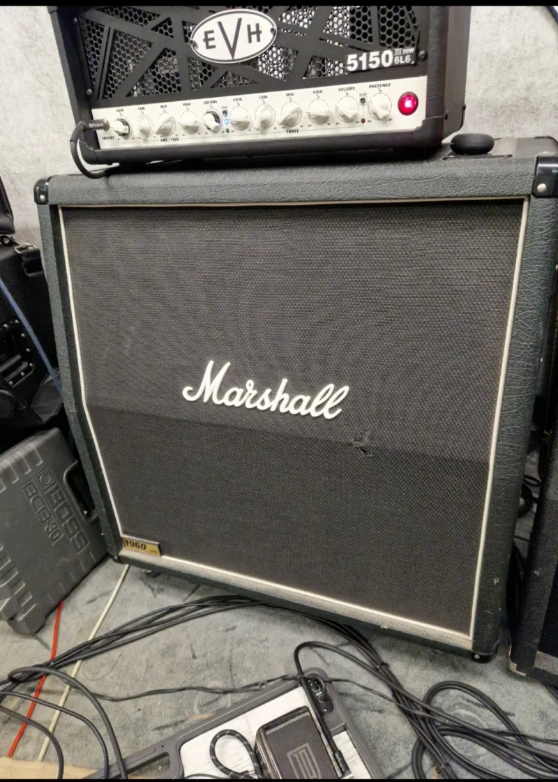 Marshall 1960a Gitárláda