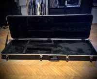 Gator GC BASS basszusgitár kenénytok Estuche rígido para bajo [February 5, 2025, 7:54 am]
