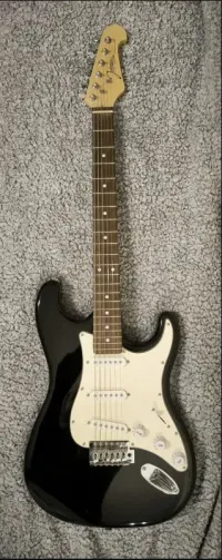Johnson Stratocaster Guitarra eléctrica [January 26, 2025, 9:24 am]